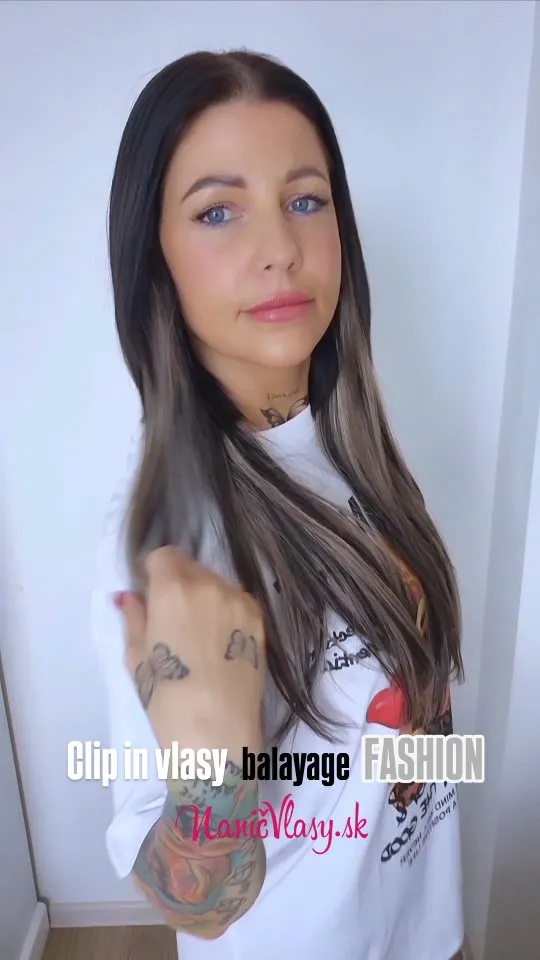 Premena účesu za pár minút s clip-in vlasmi v odtieni Balayage Fashion 🖤🩶 Dodala som svojim jednoliatym hnedočiernym vl...