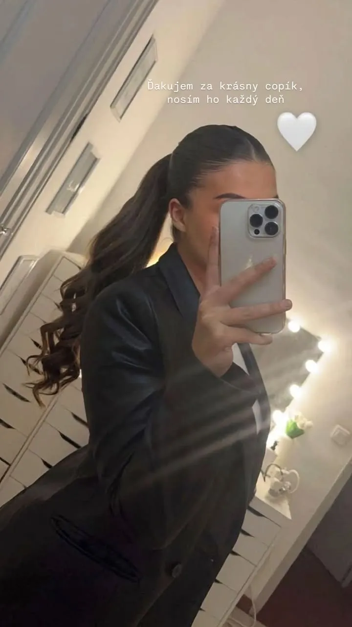 Clip in cop Beauty v rôznych dĺžkach, hustotách a odtieňoch, krásny, hustý a pohodlný 🥰🫶 https://www.nanicvlasy.sk/clip...