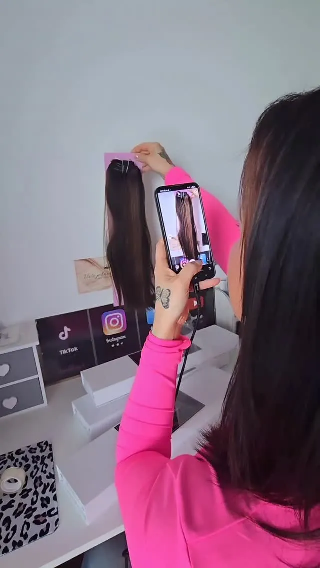 A aj takto vznikajú naše storíčka, reálne fotografie a videá vláskov 😊🙏👌 Aby ste mali ľahký výber 🤗 #nanicvlasysk #nani...