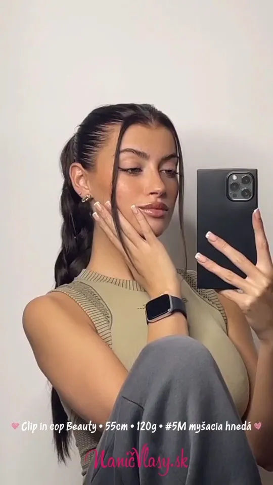 Aplikácia clip in copu Beauty, ktorý zmení nielen účes, ale celý deň... 🩷 https://www.nanicvlasy.sk/clip-in-cop-a-ofina...